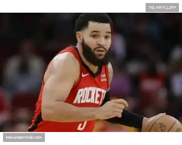 火箭全队三分33投4中命中率12.1%，客场36分惨败掘金